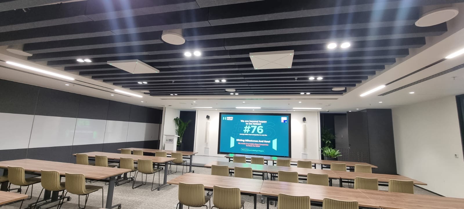 presentation-people-lecture-theatre-gurgaon-project