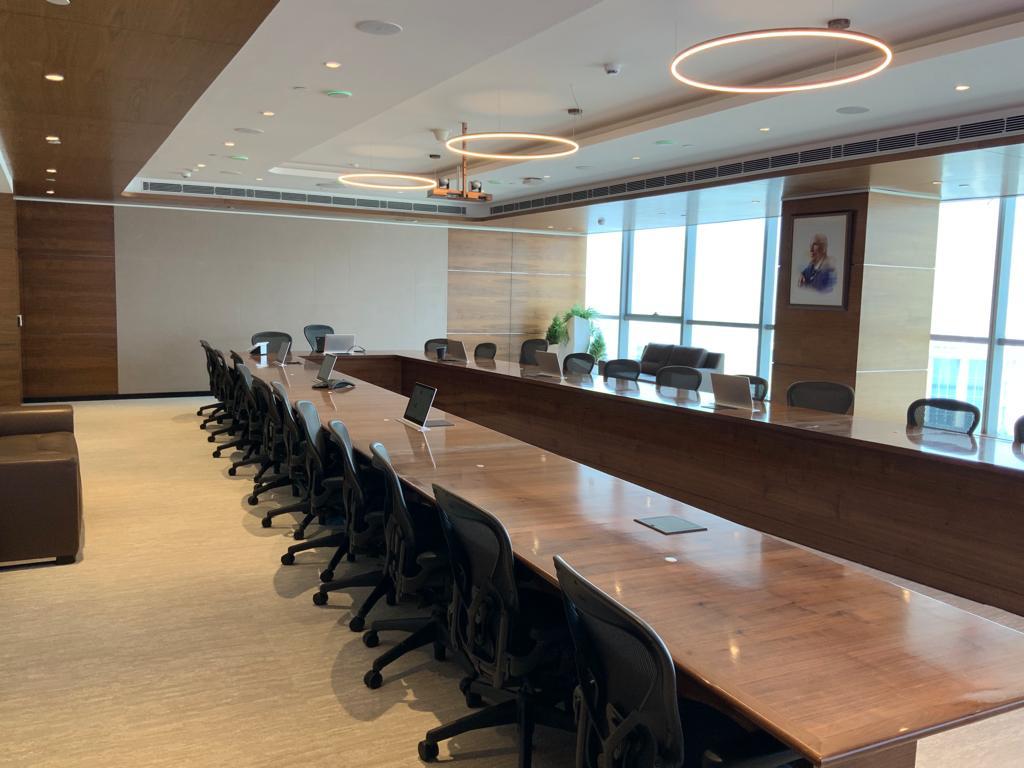 presentation-people-luxry-boardroom-gurgaon-project-4