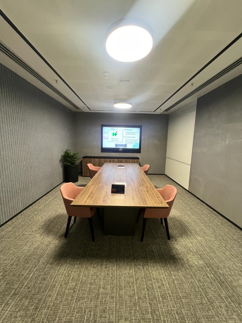 presentation-people-new-small-meeting-room-gurgaon-project