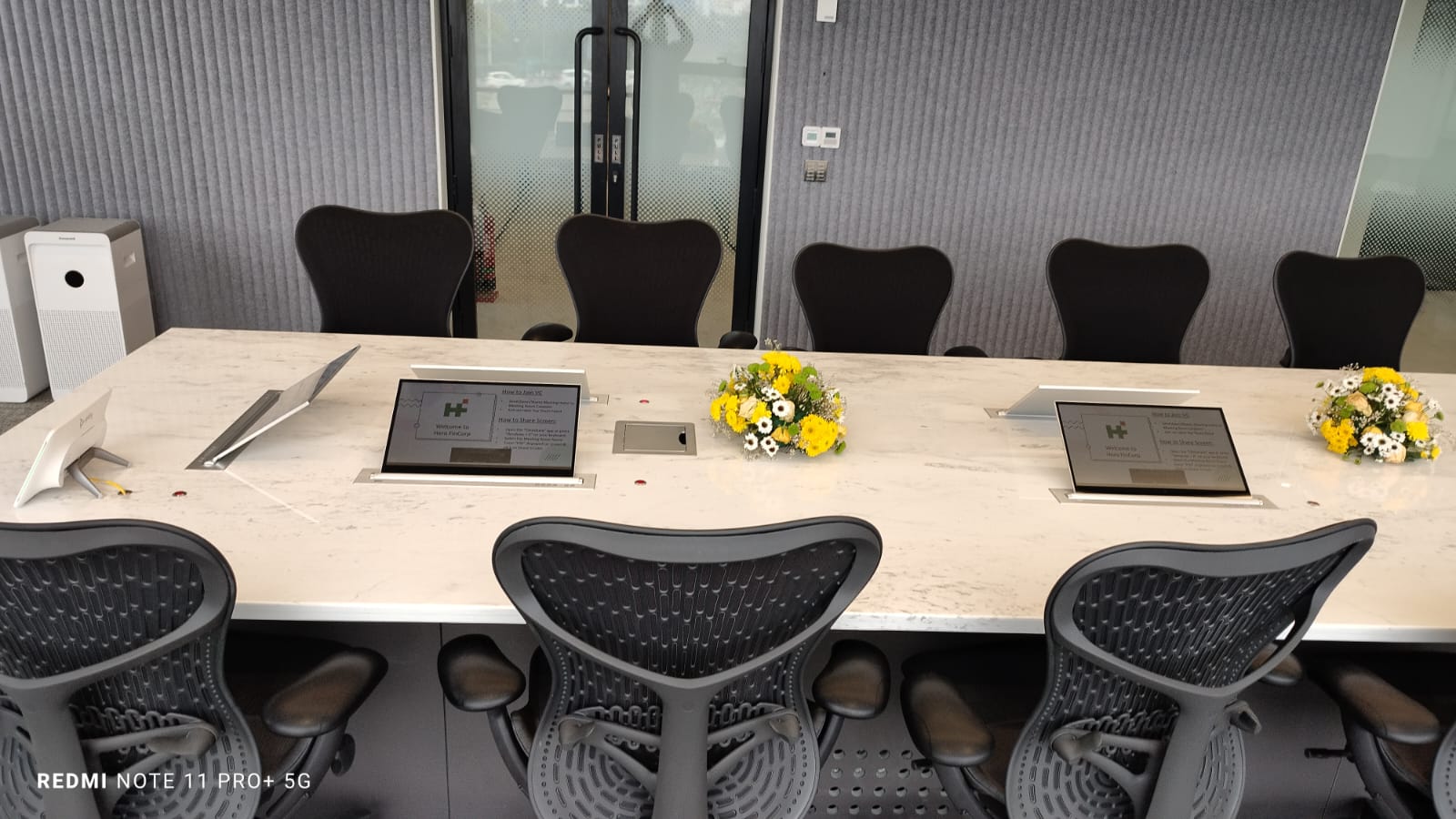 presentation-people-training-room-gurgaon-project